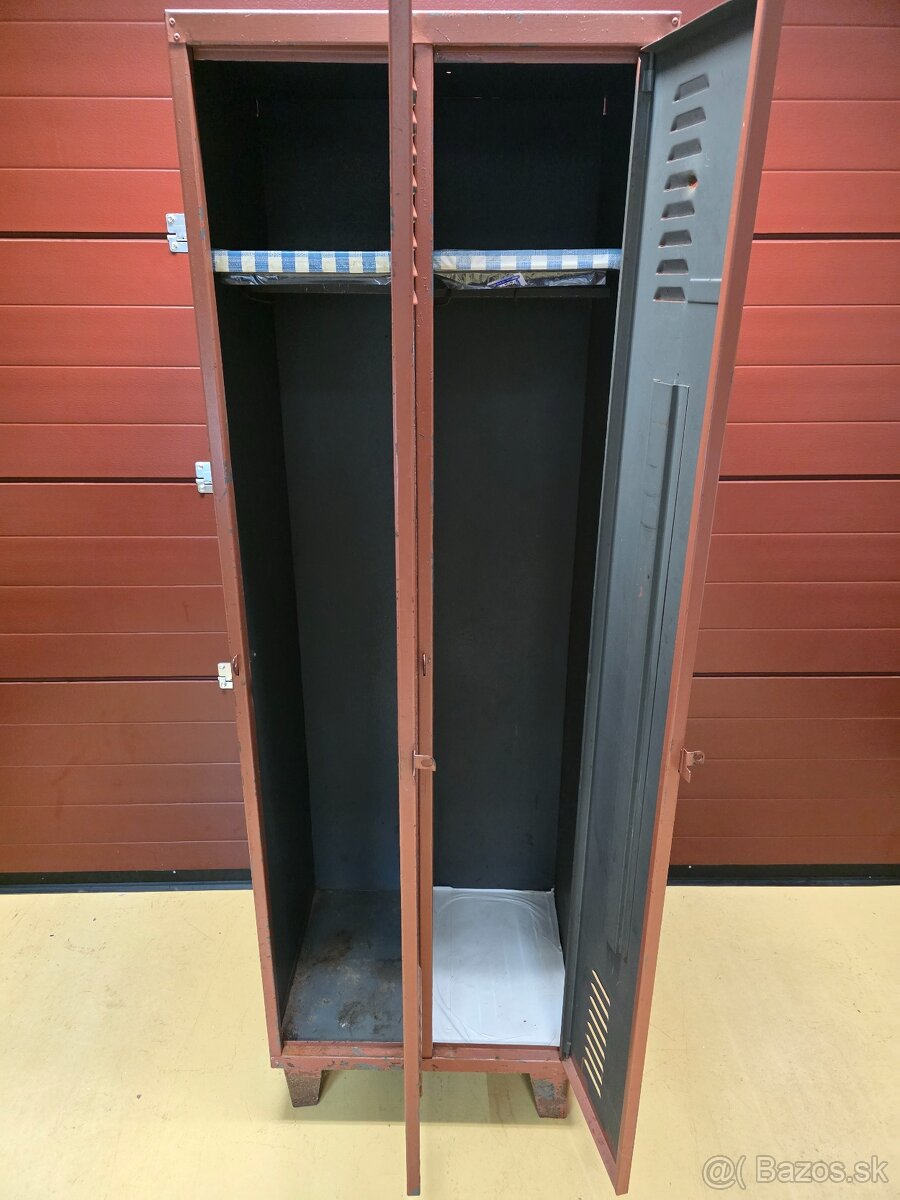 Skriňa plechová