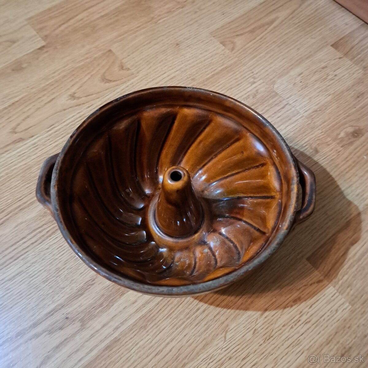 Starožitná forma na bábovku