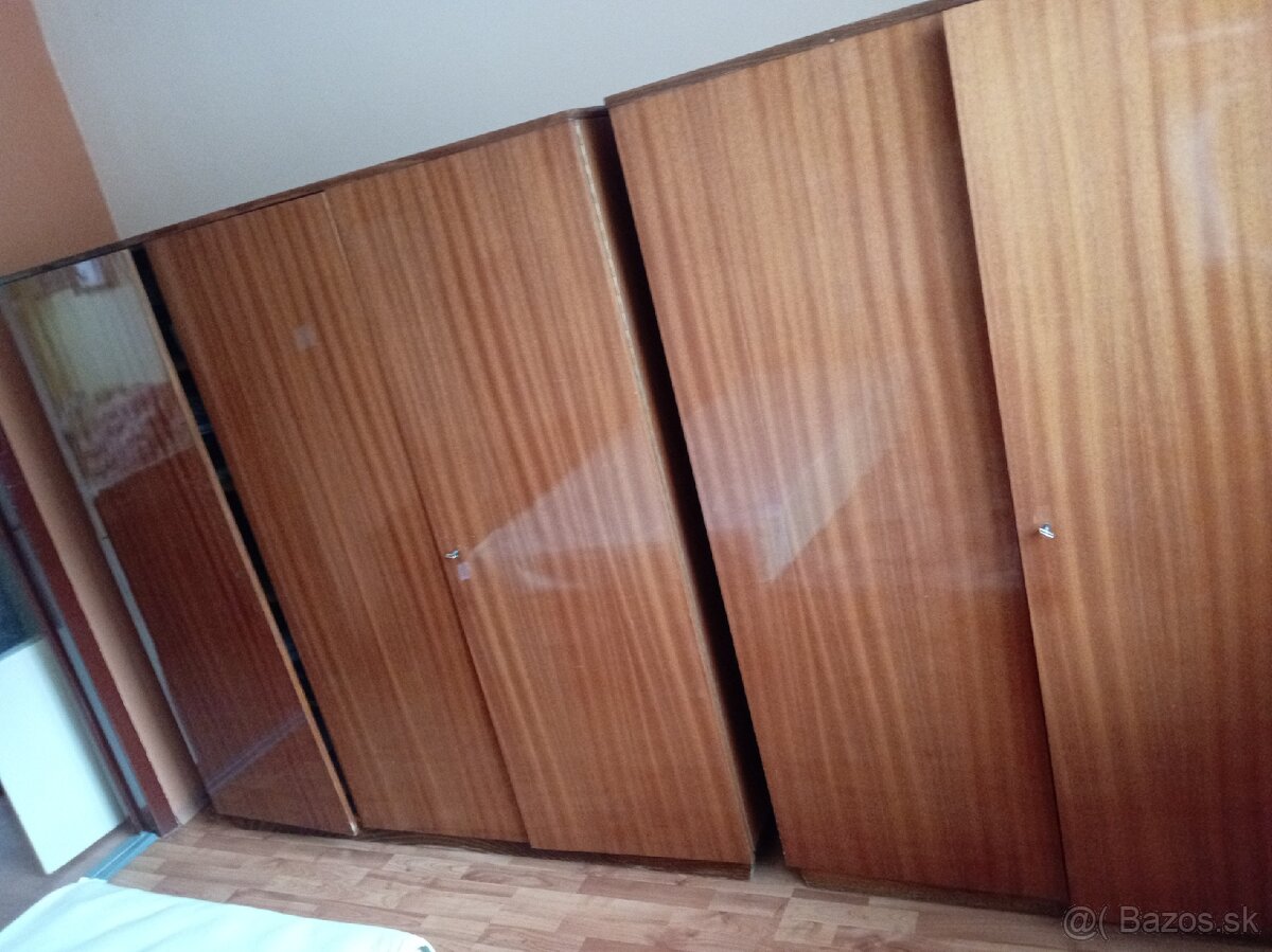 Skrine lacno 5€všetko