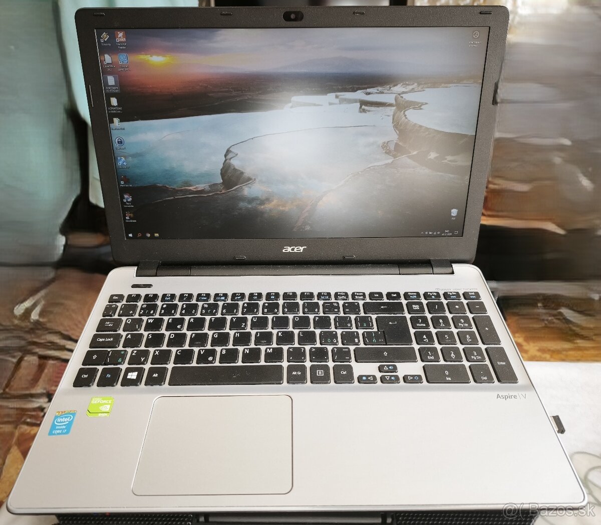 Acer Aspire V3-572G