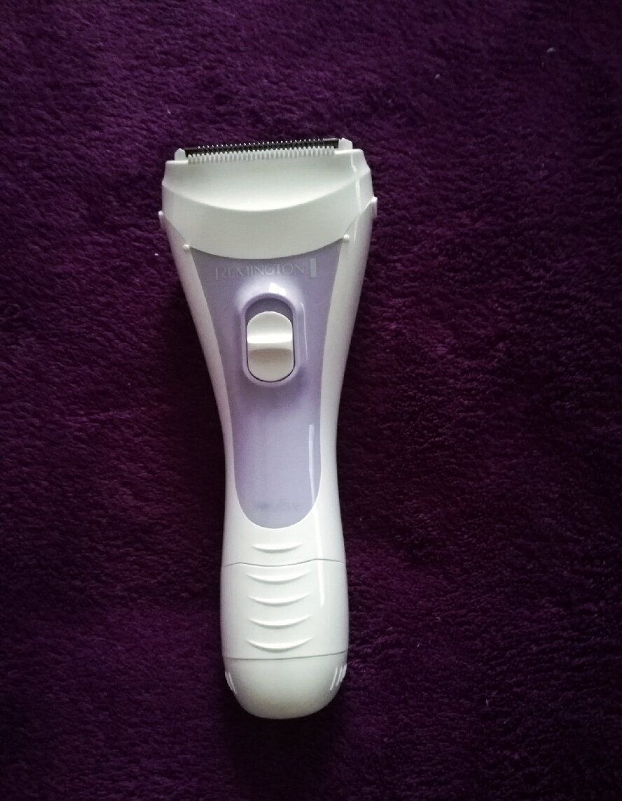 REMINGTON dámsky holiaci strojček (NOVÝ)