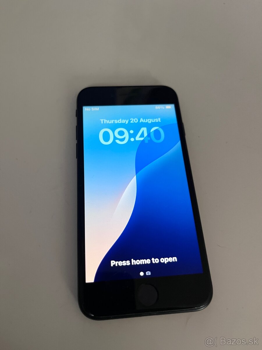 Predám Iphone SE 2020