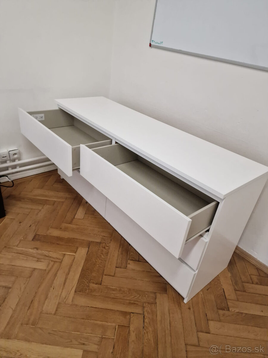 Komoda Malm