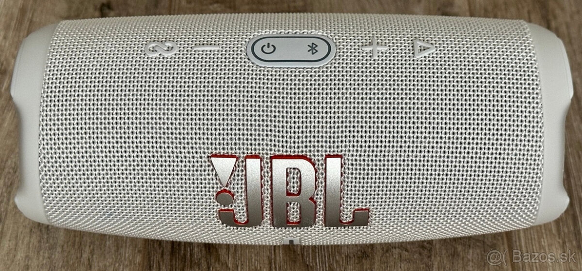 JBL Charge 5