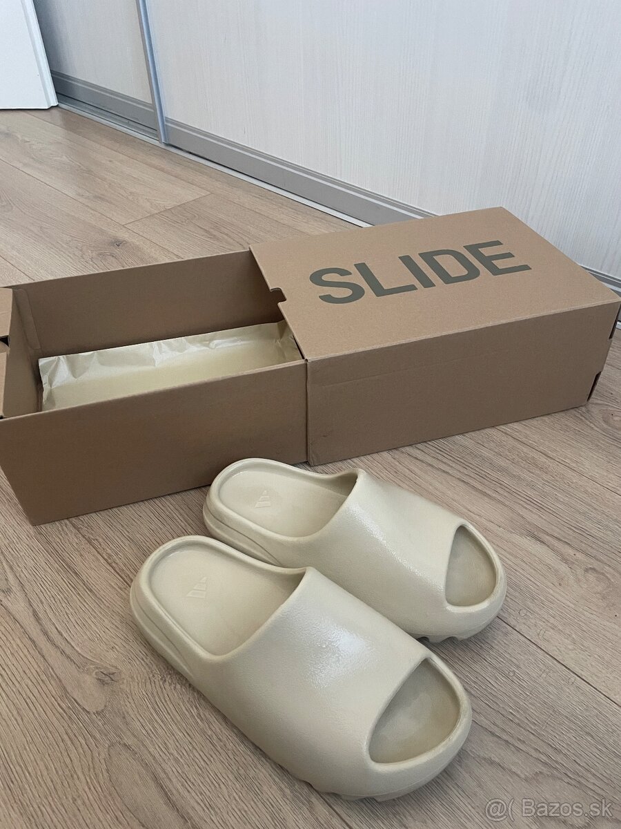 Yeezy Slides