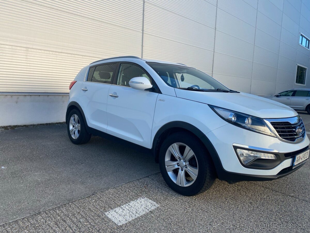 Kia Sportage 2.0 CRDI, 100 kW, automatic 4x4