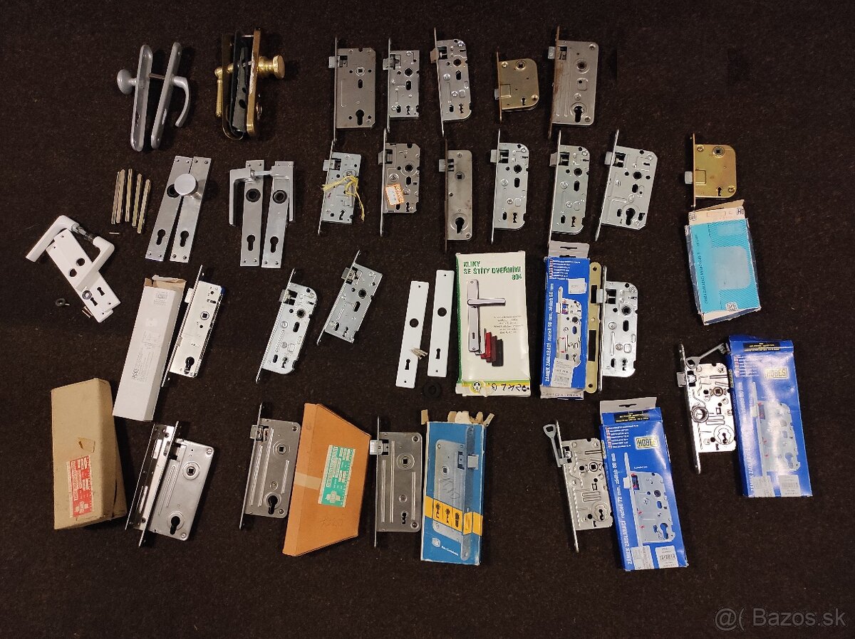 zámky rôzne - len spolu