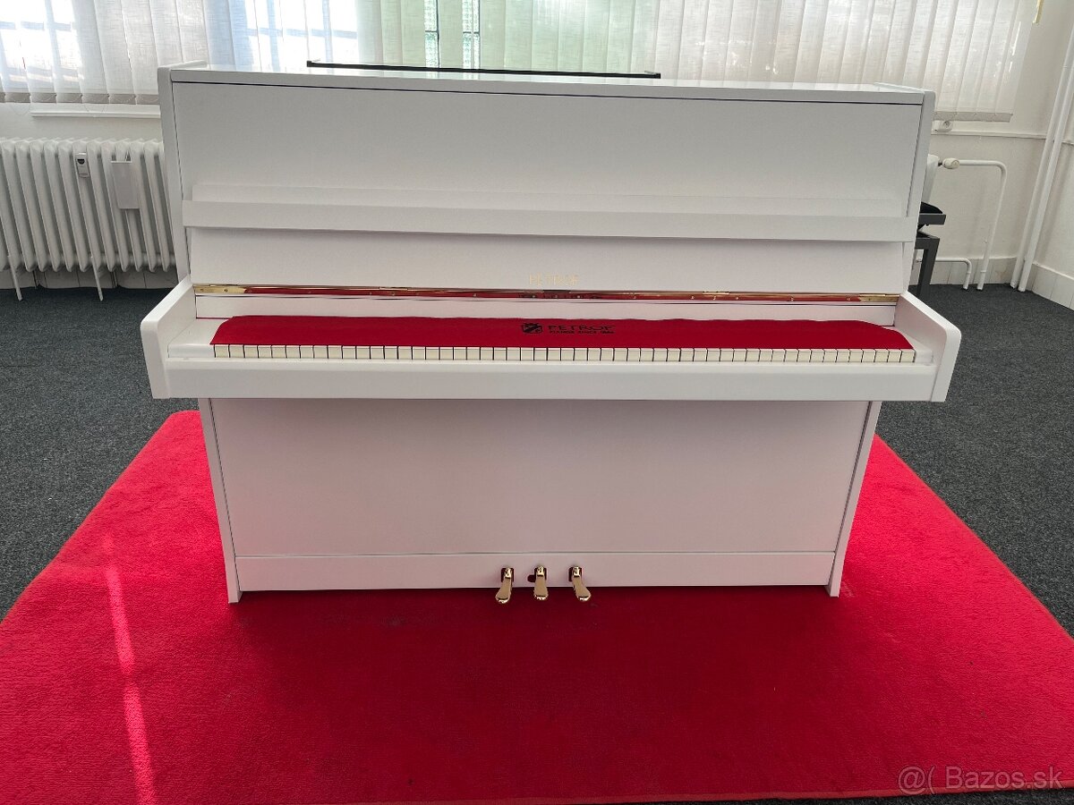 Bílý Petrof 115 II se zárukou 2 roky a dopravou