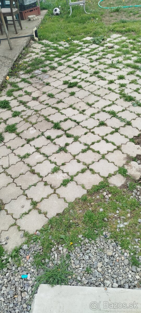Použitá zámková dlažba