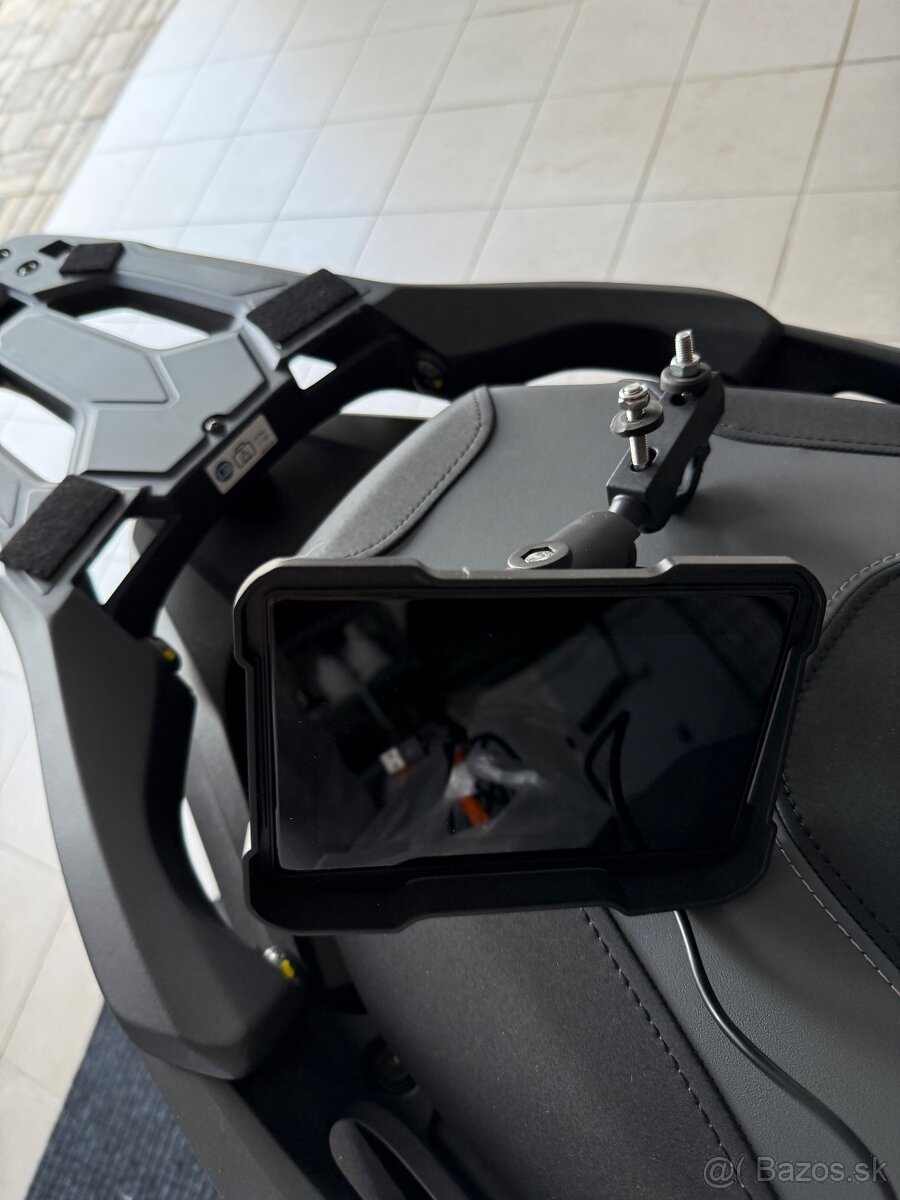 Predam carplay na motorku / skuter