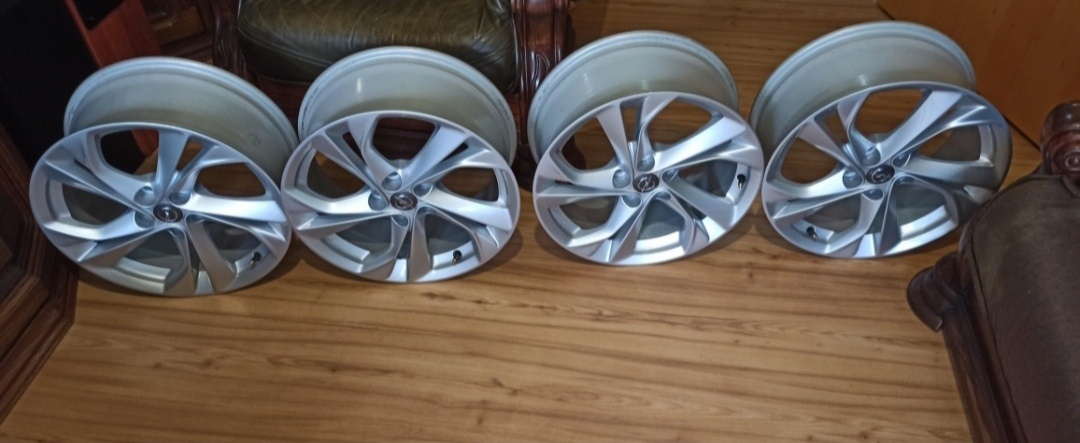 5x105 R17 nove+TMPS