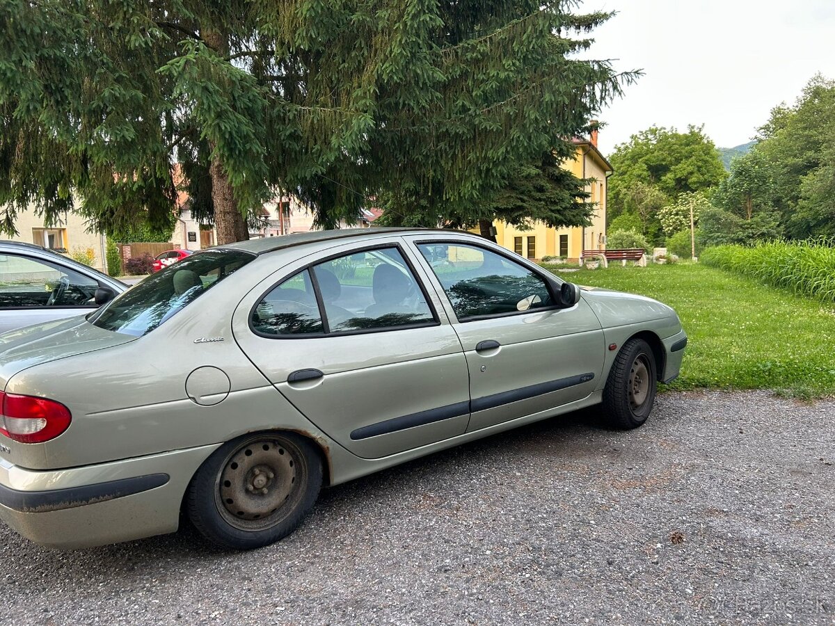 Renault Megane hatchback