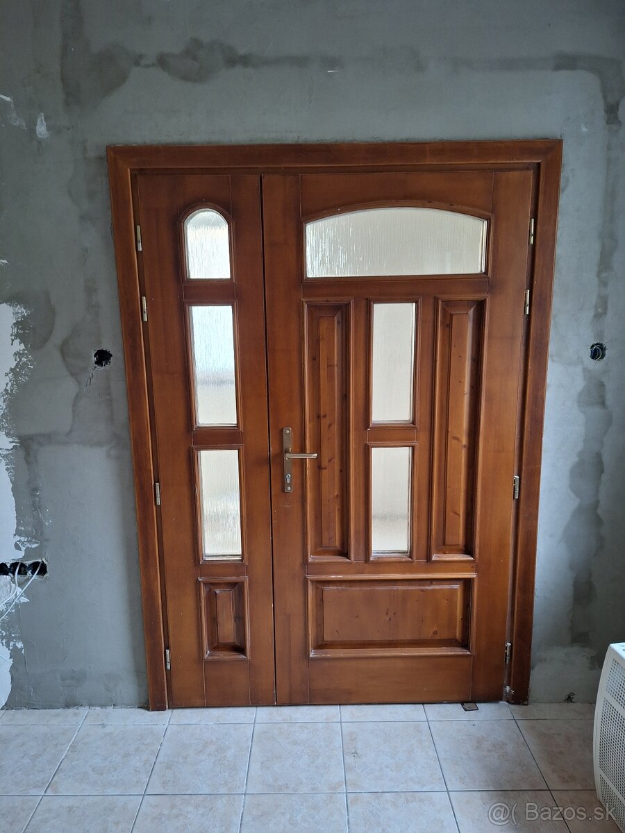 Vchodové dvere