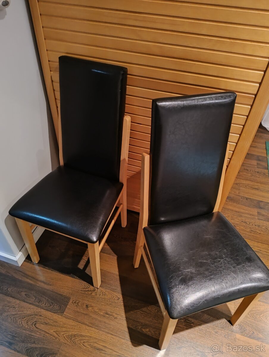 Predám 2 nepoužívané krásne stoličky