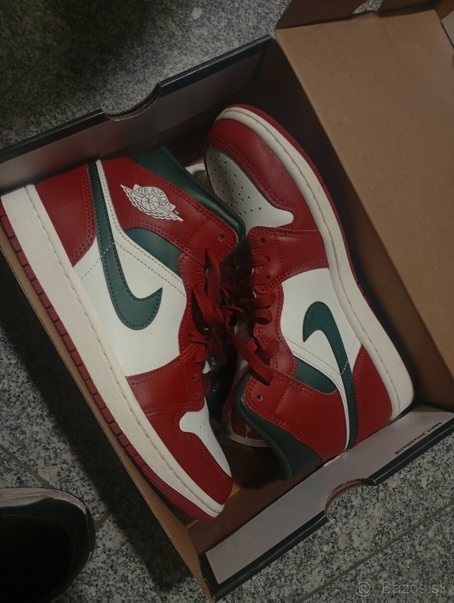 Nike air Jordan 1 mid