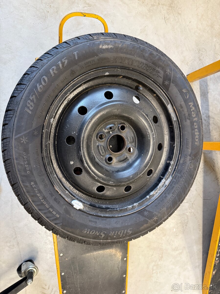 Zimná sada pneumatík 185/60/R15 + plechové disky