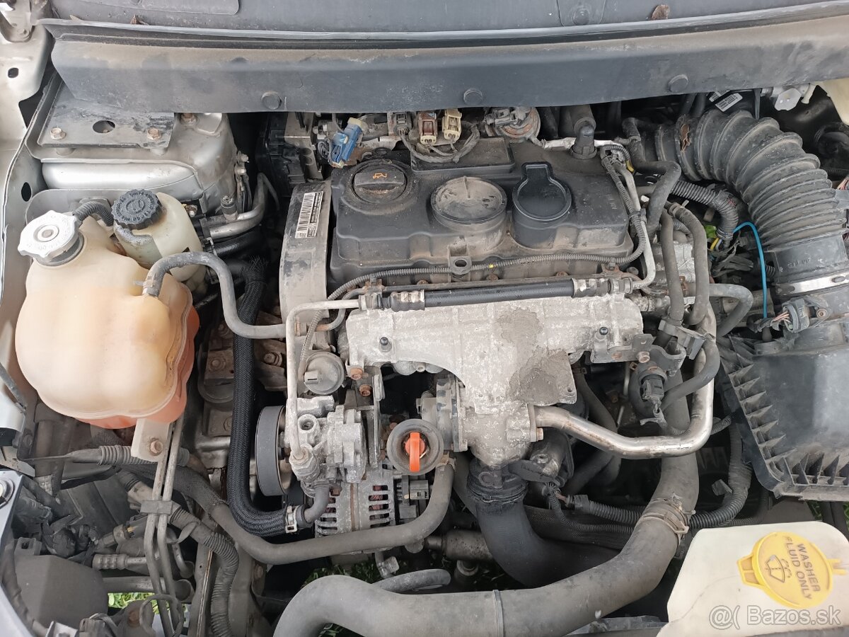 DODGE JOURNEY. MOTOR - 2.0CRDI.(PŘEKAŽI)