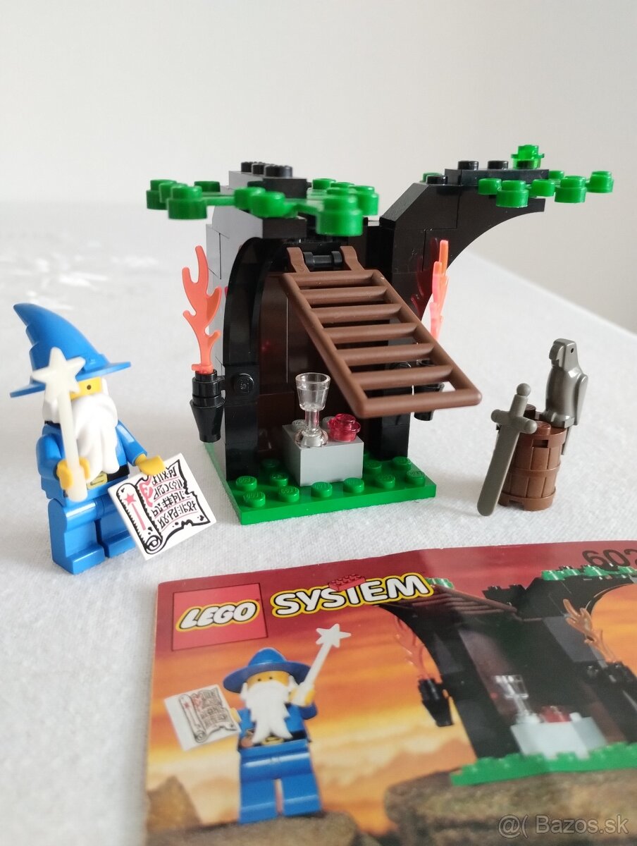LEGO Castle 6020 Magic Shop