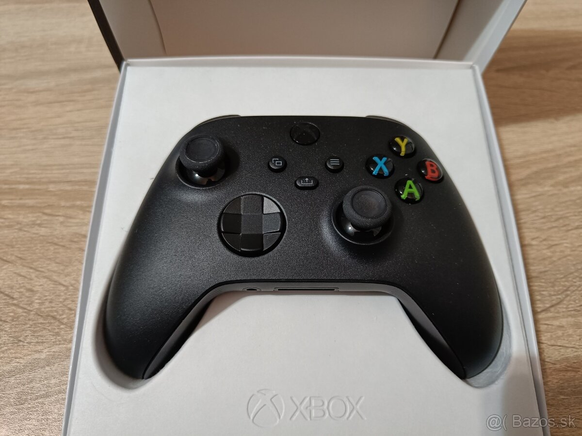 Xbox Wireless Controller Carbon Black