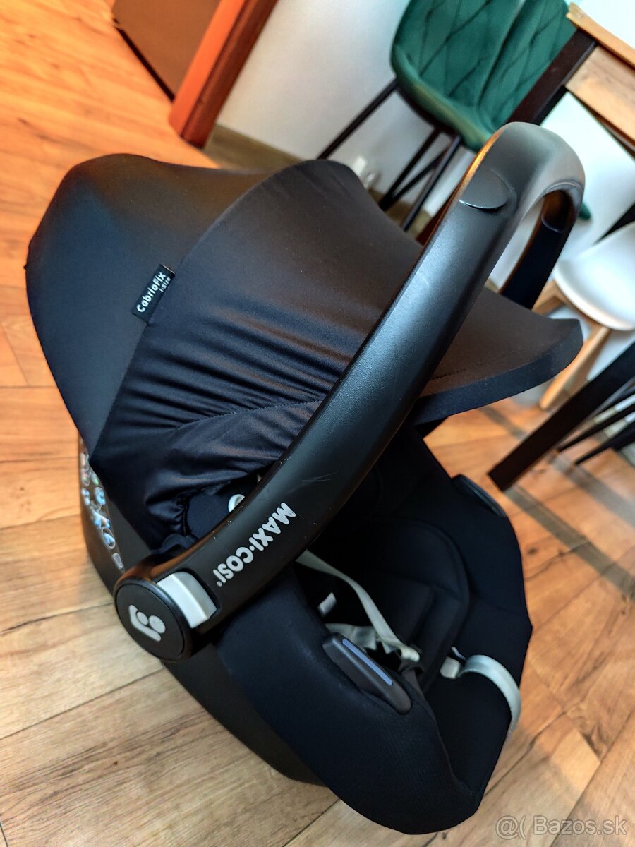 Vajíčko Maxi Cosi cabriofix i-size