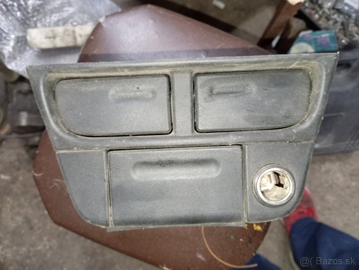 Opel Vectra držiak poháre popolník