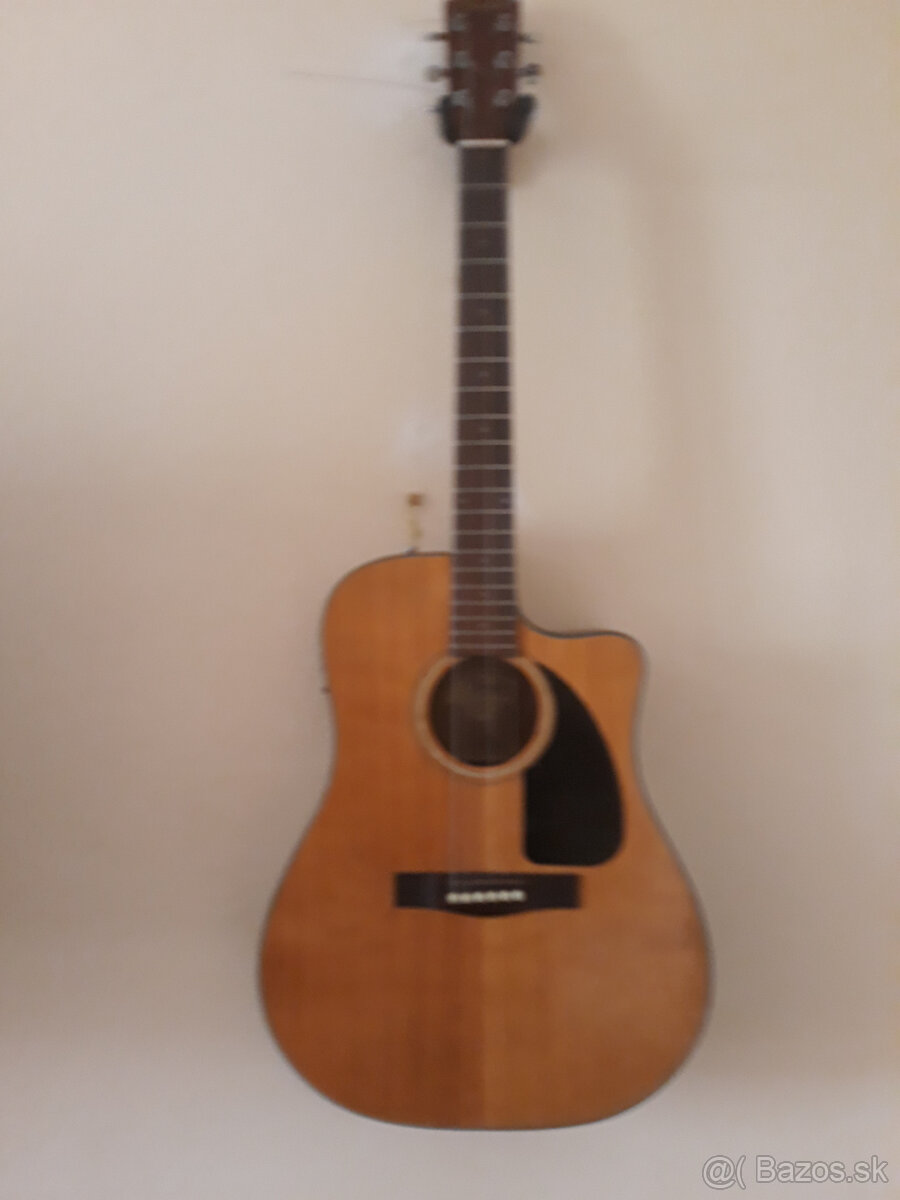 predam fender elektro akustik gitaru