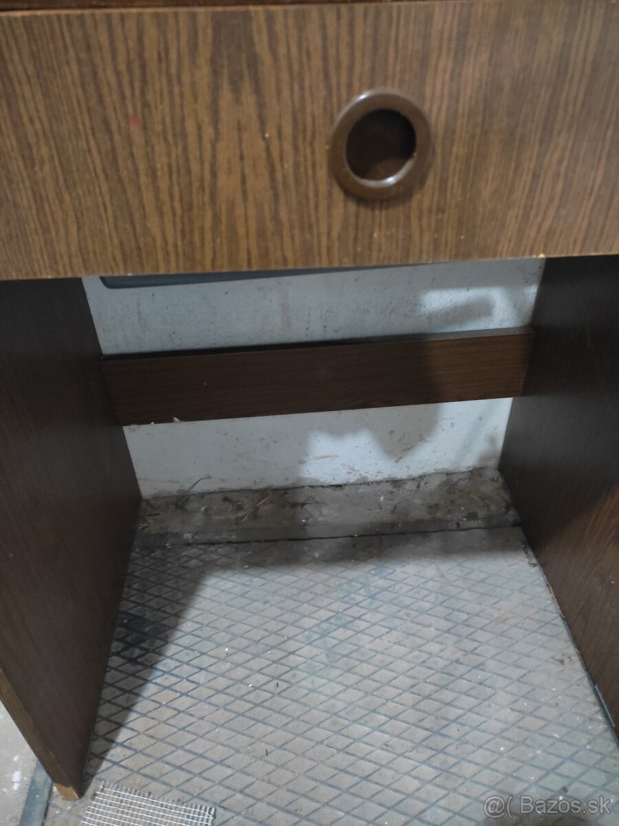 Predam sijaci stroj Singer