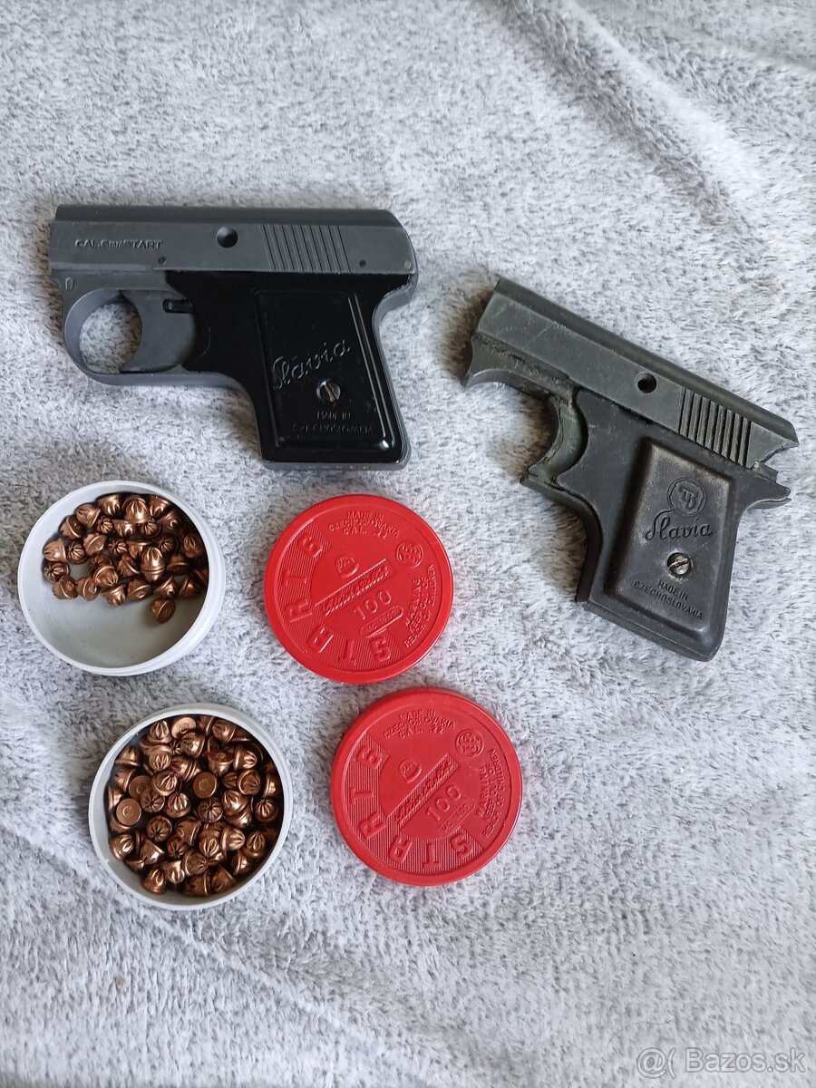Retro štartovacia pistol Slavia