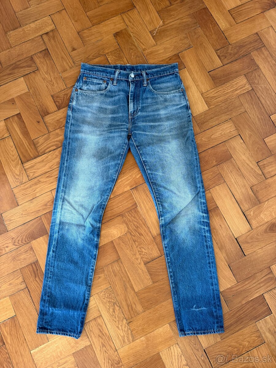 Rifle / jeansy Levis