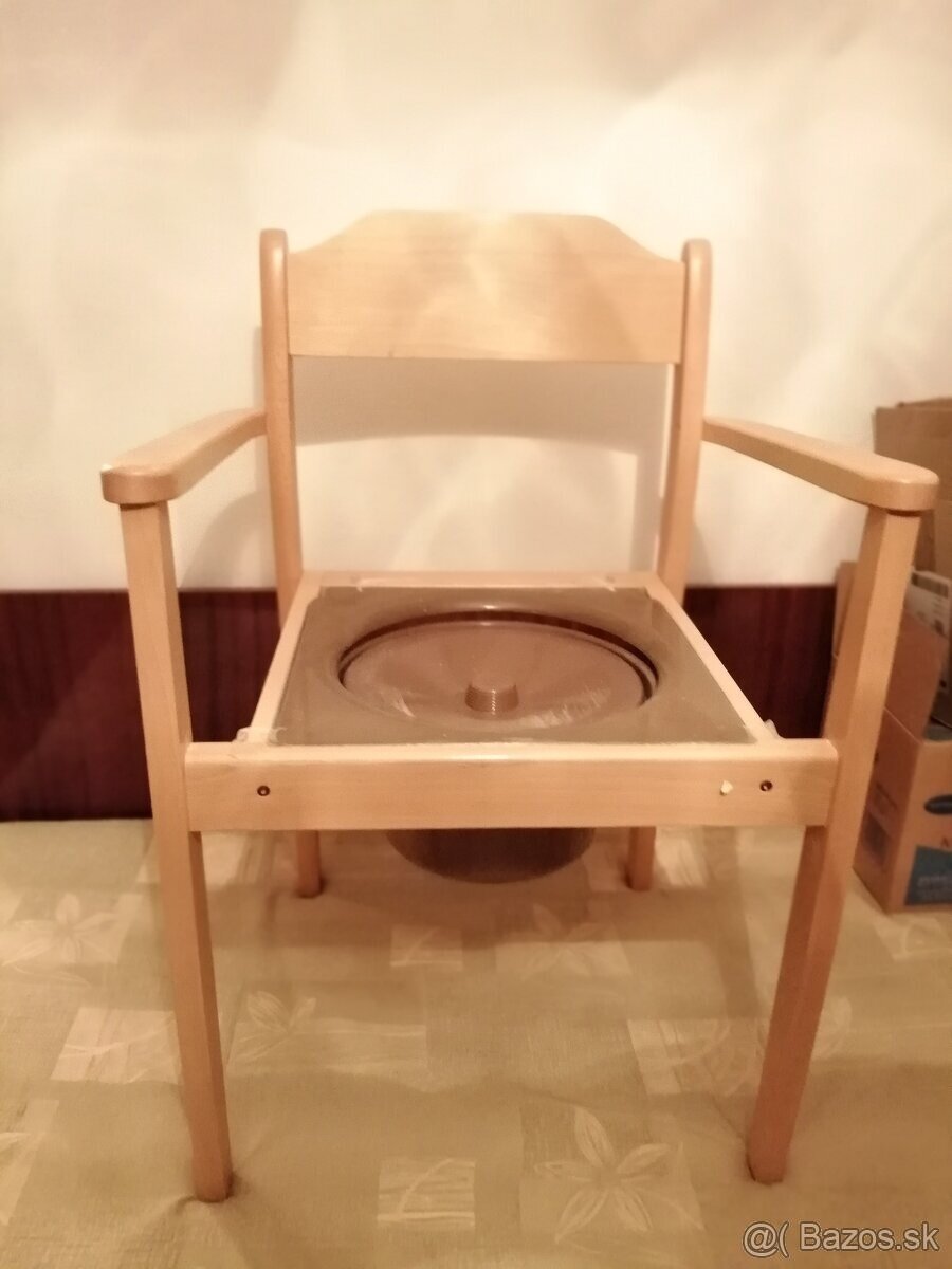 predám drevené WC