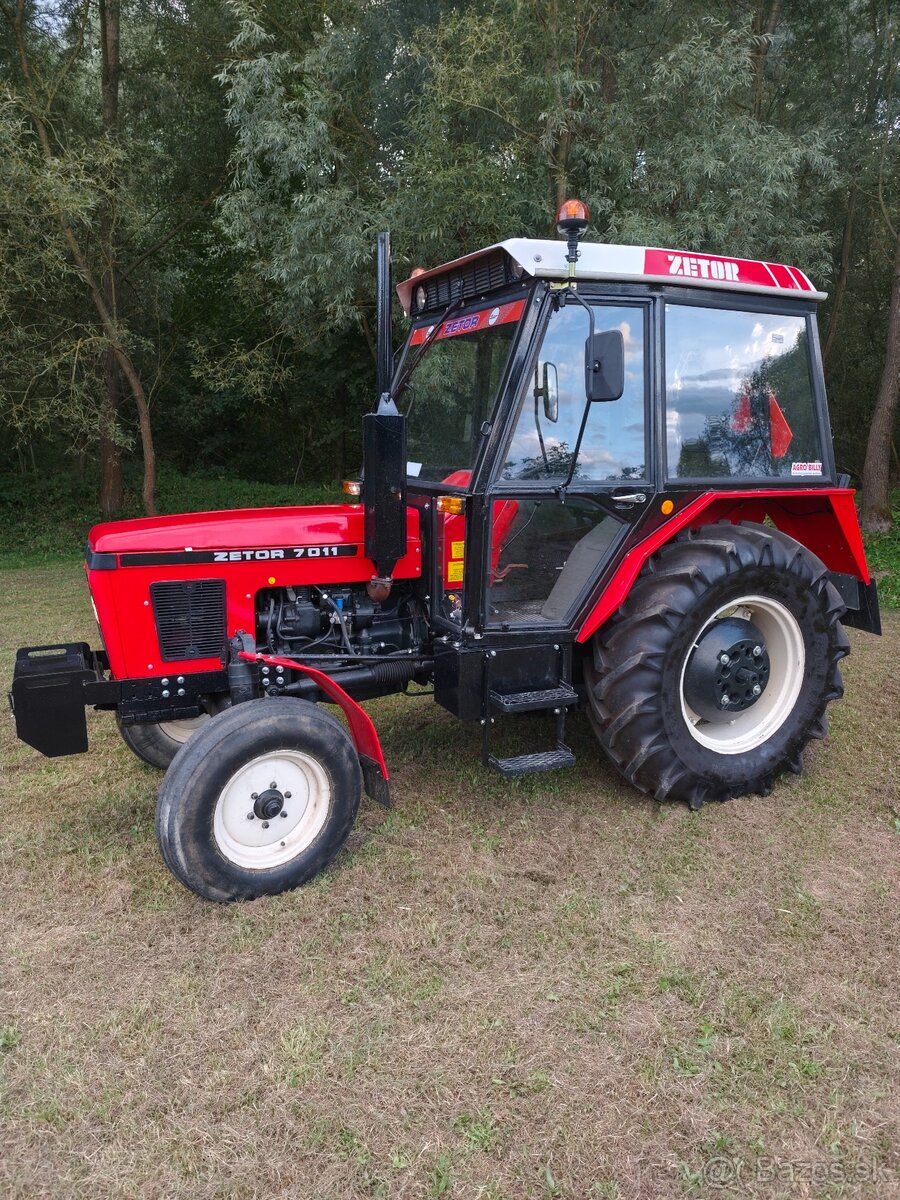 Zetor 7011