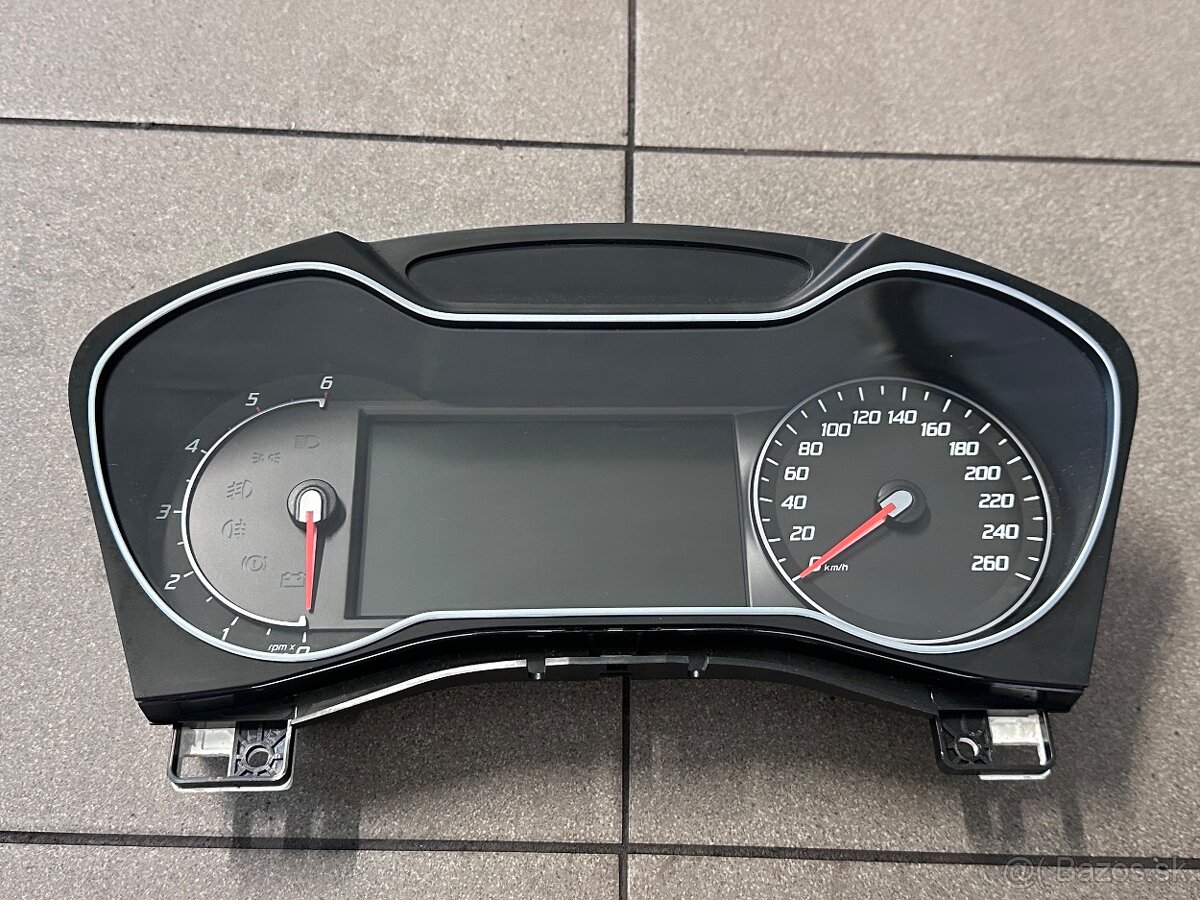 Ford Mondeo mk4 budíky tachometr palubná doska