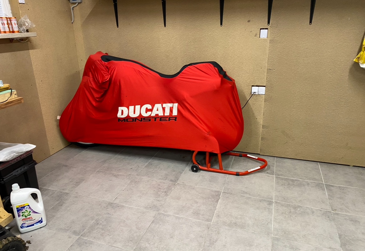 Ducati Monster 1100