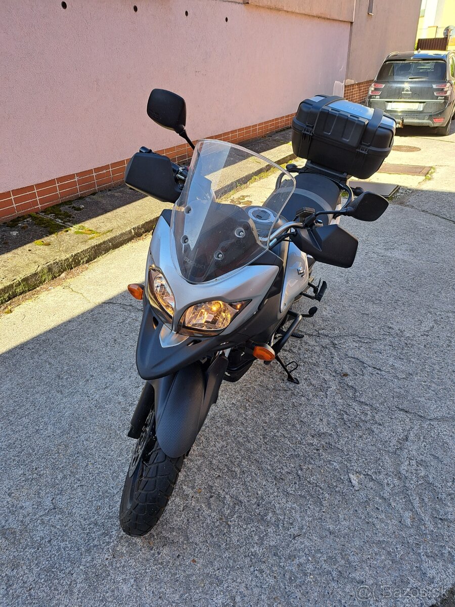 predám Suzuki V Strom 650 r. 4/2017