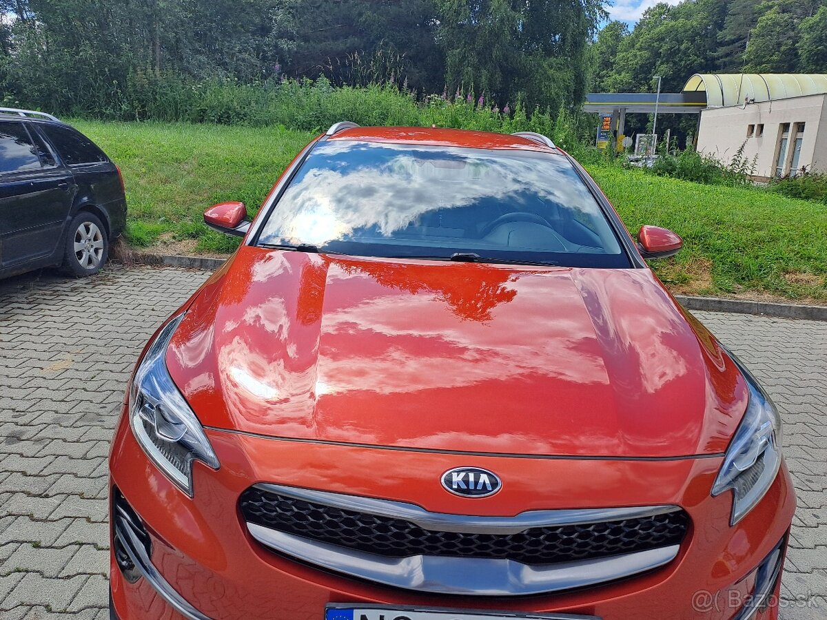 KIA Xceed 1,4 T-GDi Silver 103 kW, najazdené 48 000km