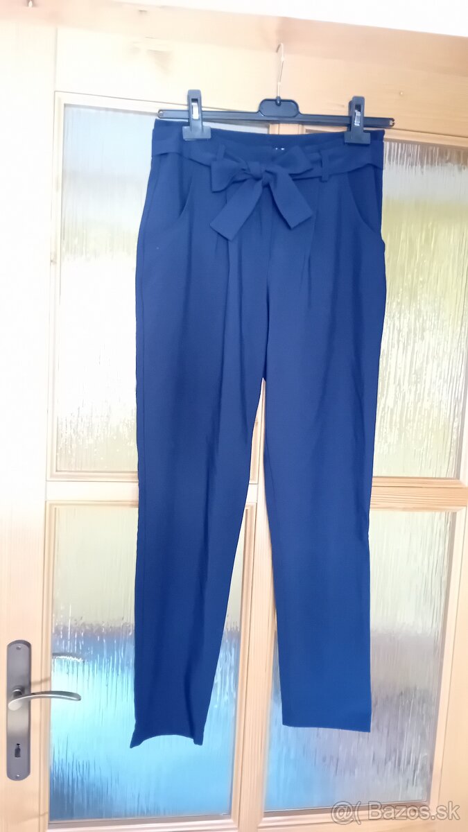 Elegantné nohavice
