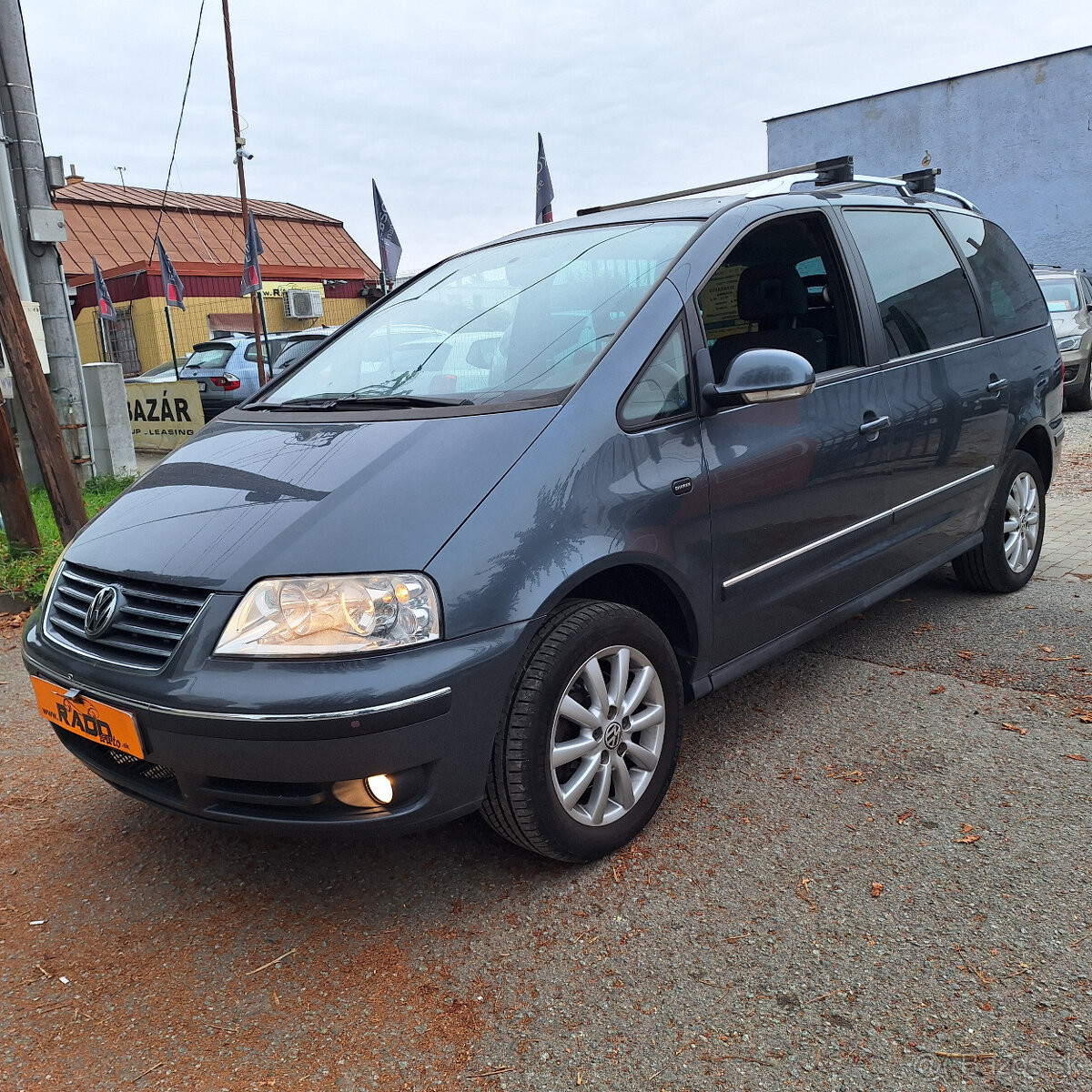 Volkswagen Sharan 1.9 TDI Highline 7 miestne - AJ NA SPLÁTKY