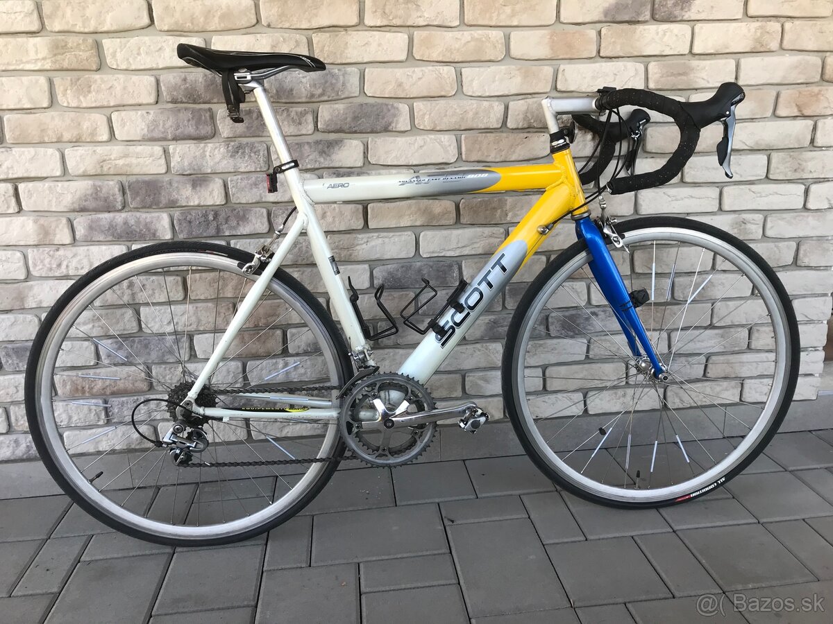 Cestny bicykel Scott