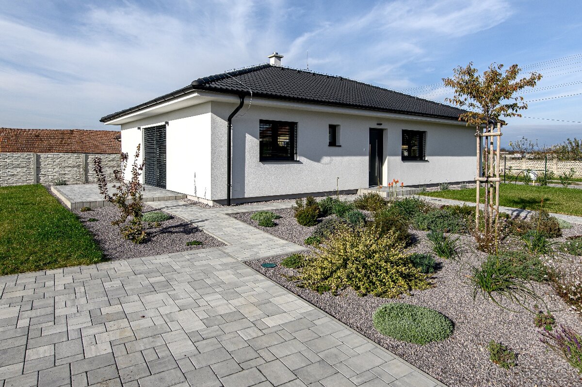 Na predaj dom- novostavba - Luxusná so záhradou