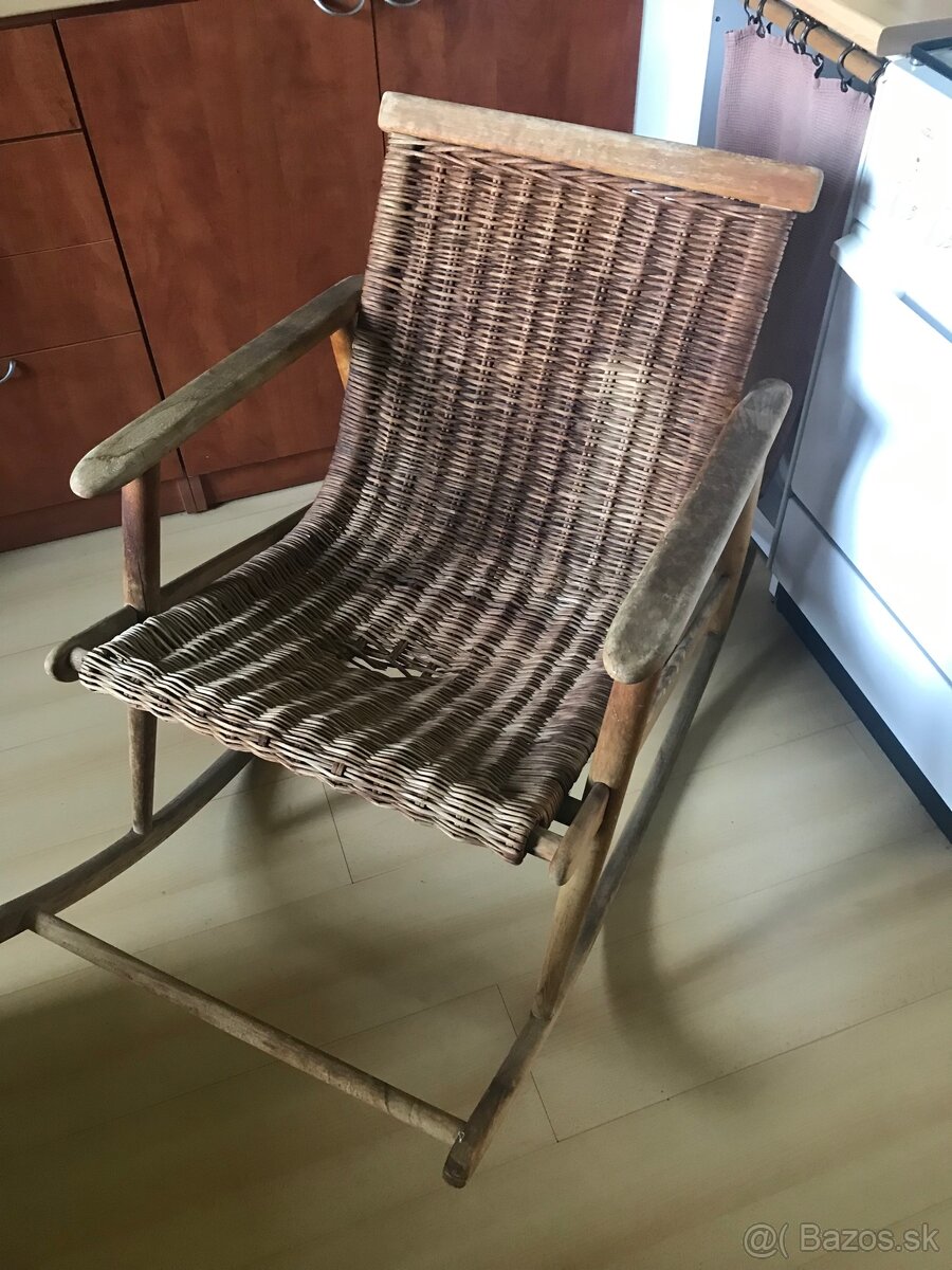 Retro hojdacie kreslo.