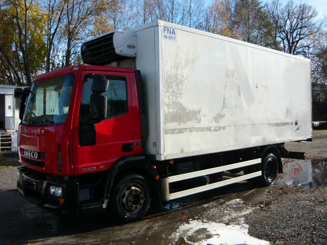 IVECO EUROCARGO ML 120 E 25 CHLADÁK