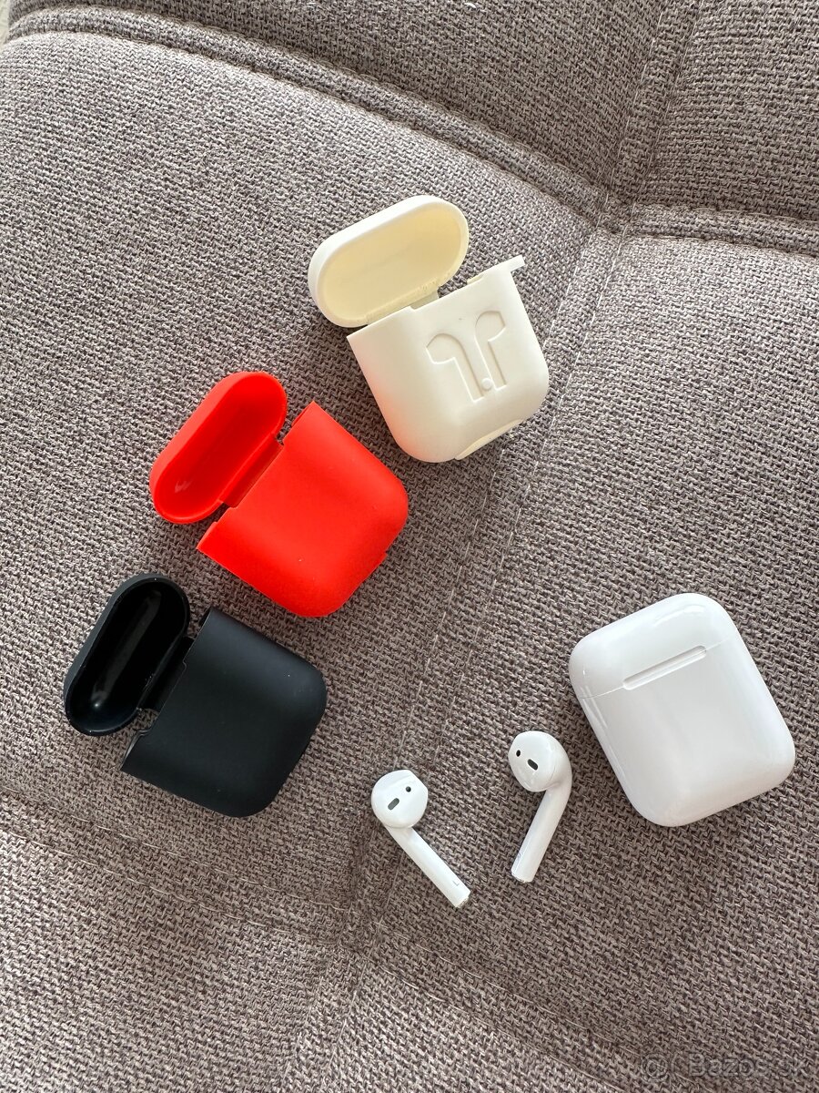 Bezdrôtové slúchadlá Apple AirPods 2019