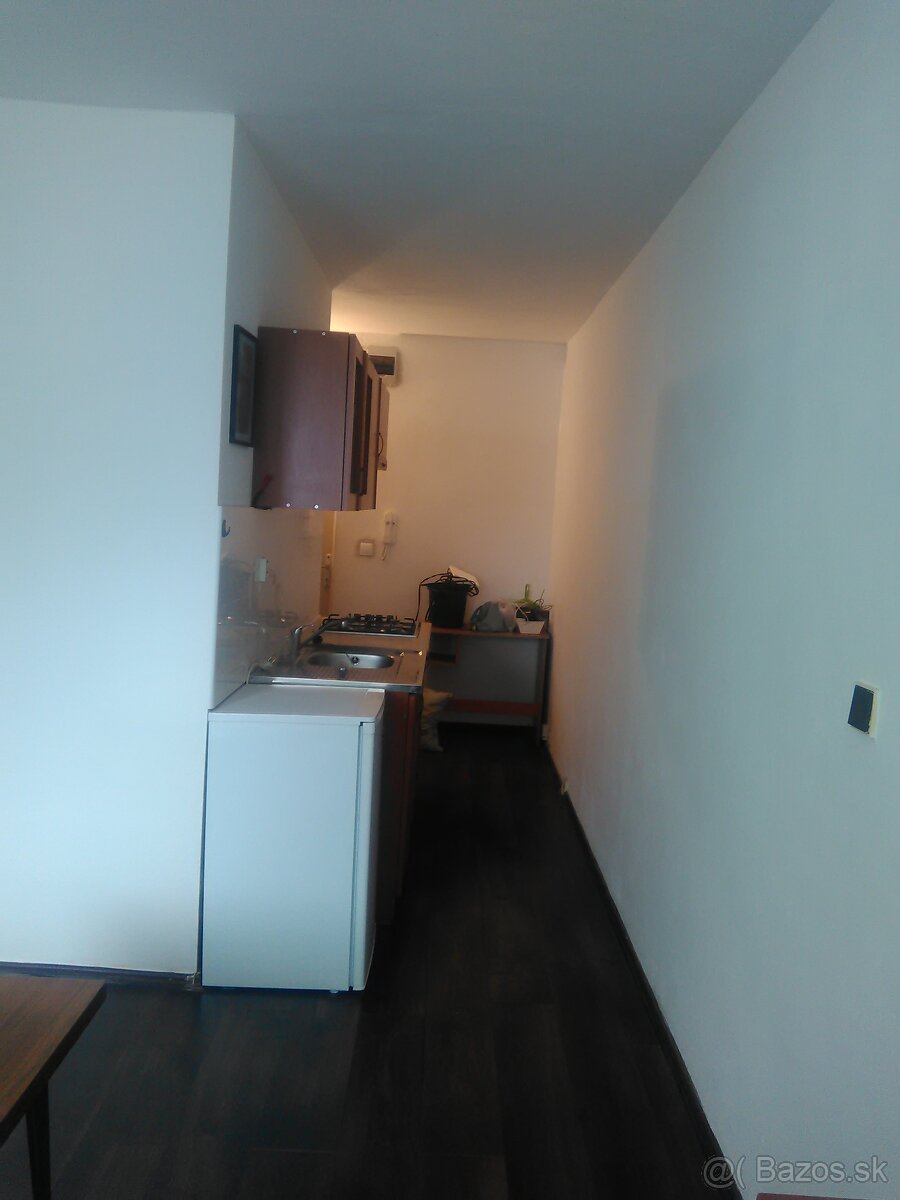 Garzónka  na prenájom