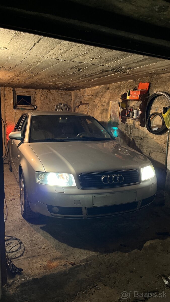 Rozpredám AUDI a4 b6 1.9 tdi 96kw AWX
