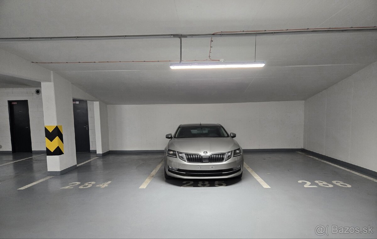 Kryté parkovacie miesto, centrum mesta, rezidencia Albelli