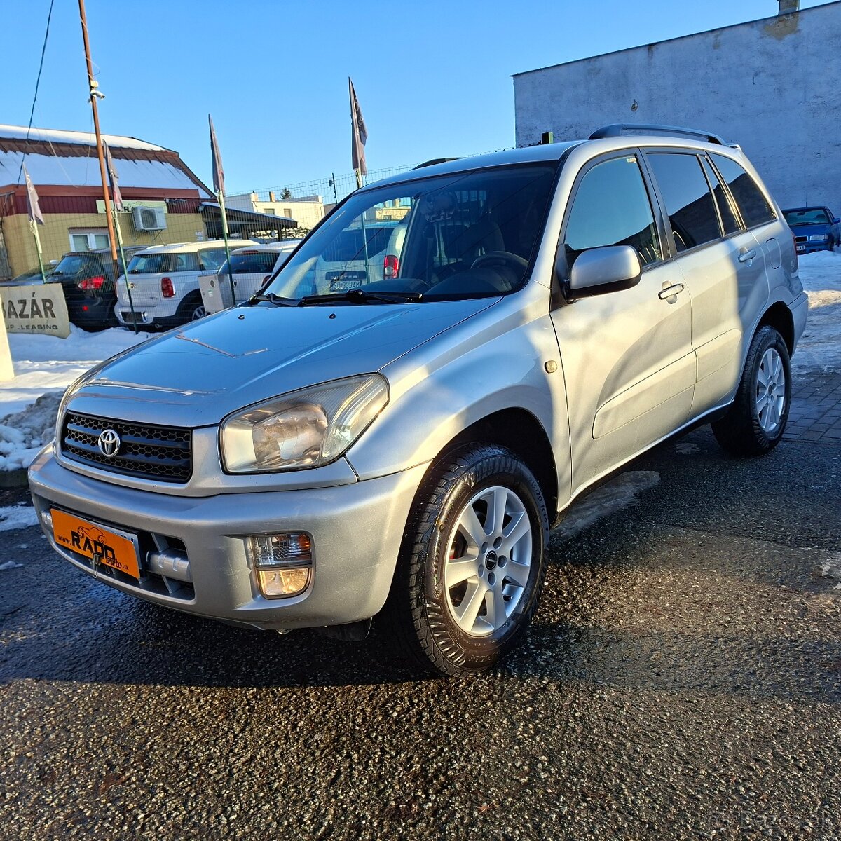 Toyota RAV4 1.8 VVTi 5D benzín