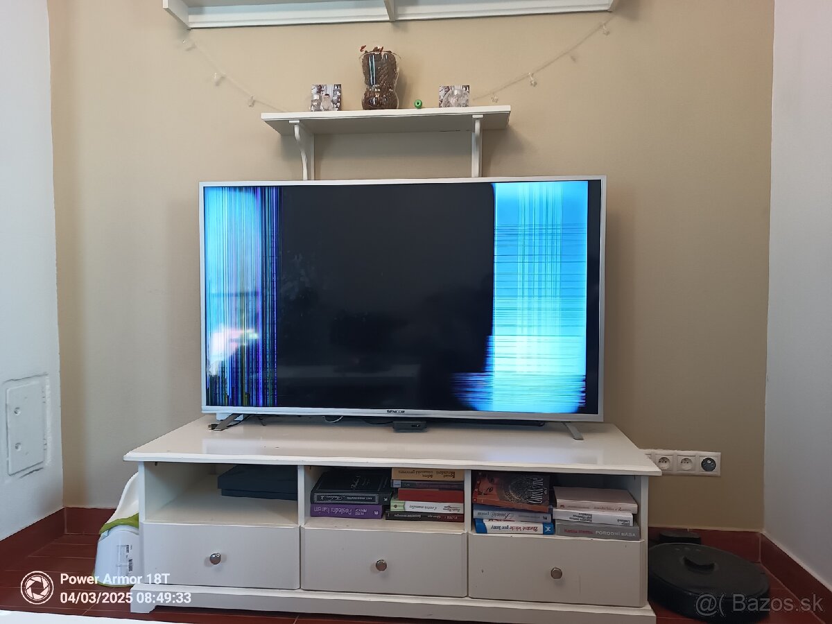 Poškodená Sencor SLE 58f58tcs na náhradné diely