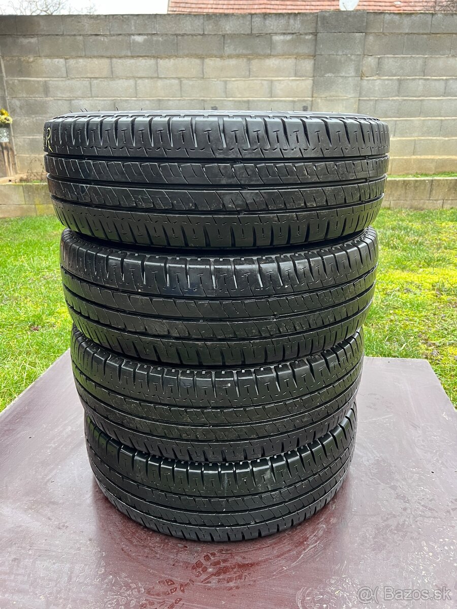 195/65 r16C letné Michelin 104/102R