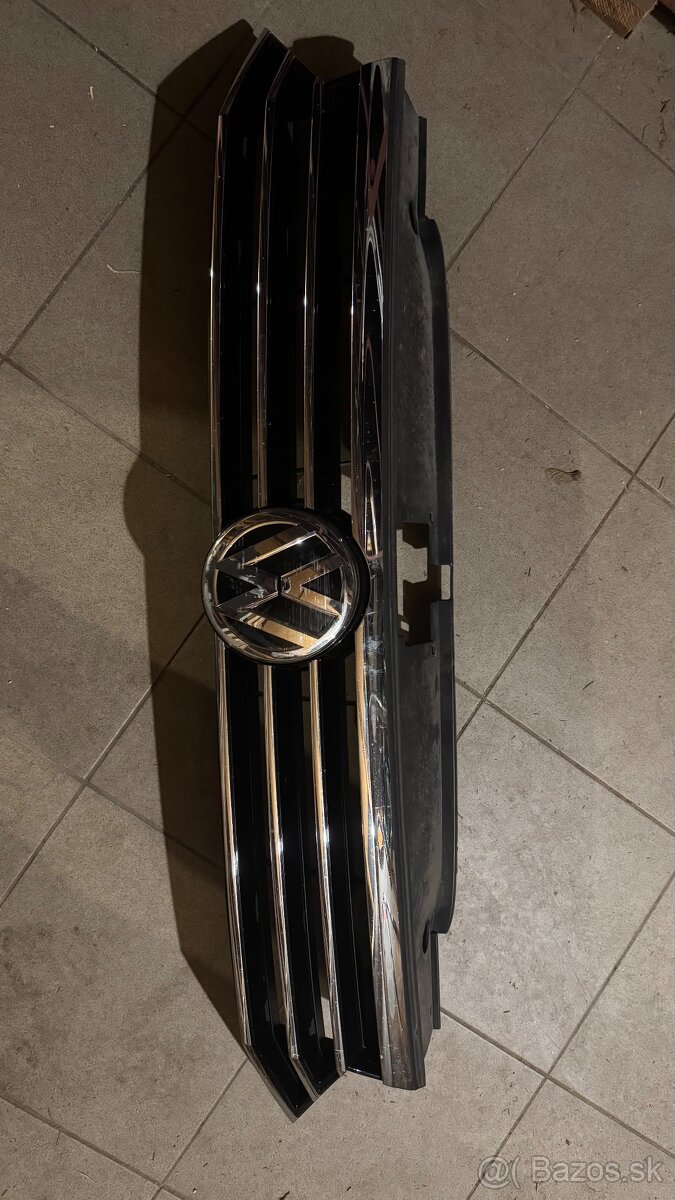 Predná maska Passat B8