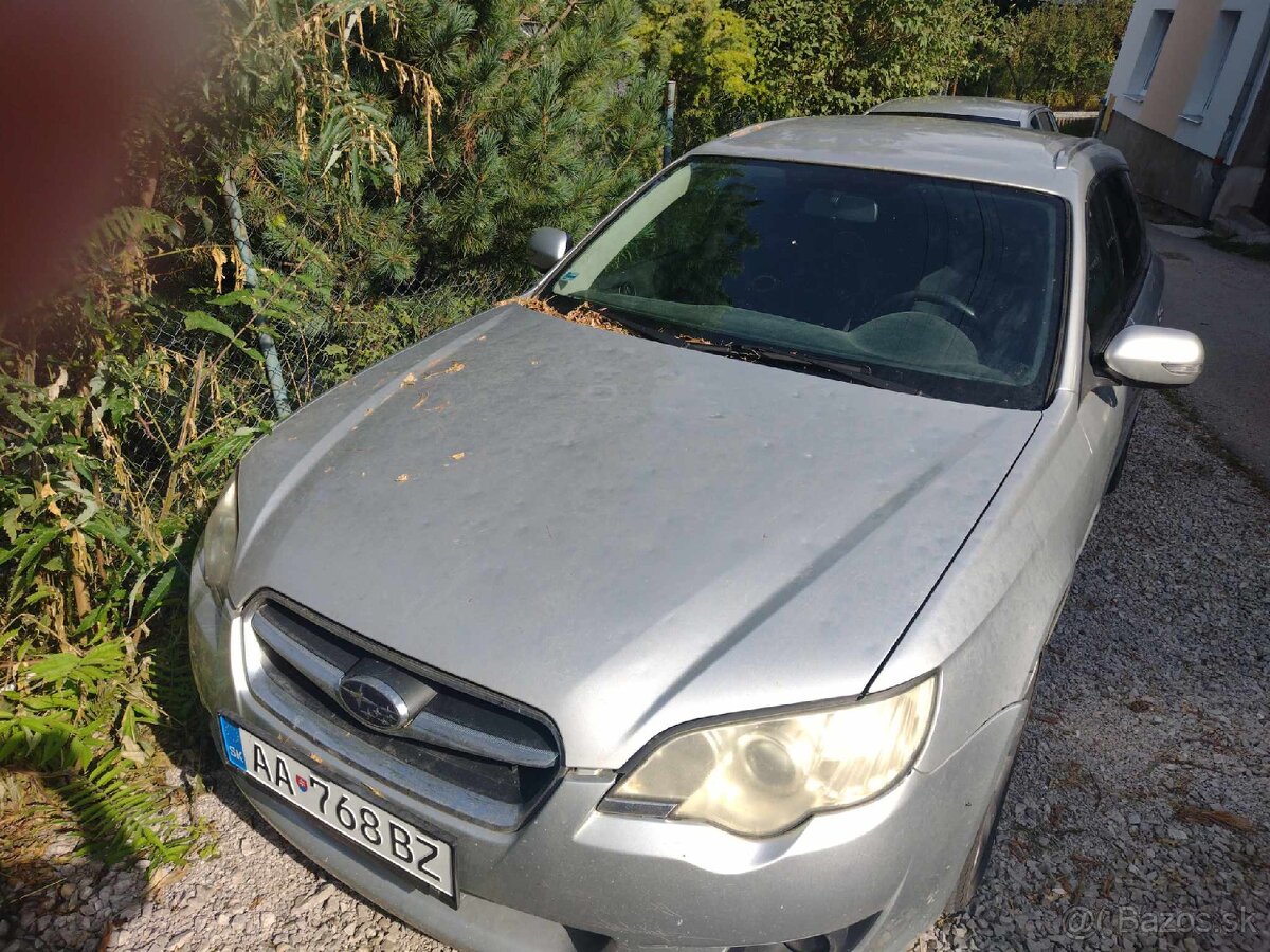 Subaru Legacy 2.0 na diely